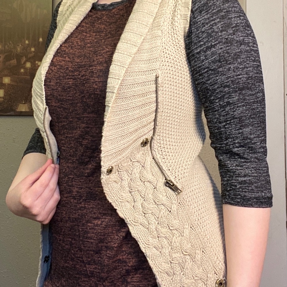 Kenji Cardigan Vest